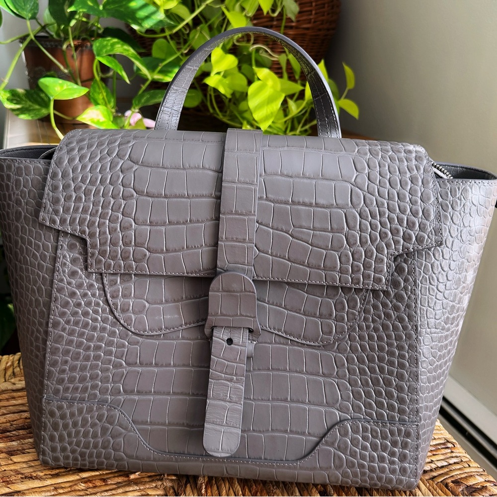 SENREVE Midi Maestra Italian Pebbled Leather bag. Can be worn 4 ways.